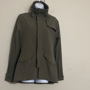 Sugoi Olive Green Jacket Coat women M full zip outdoor hiking camp cozy training